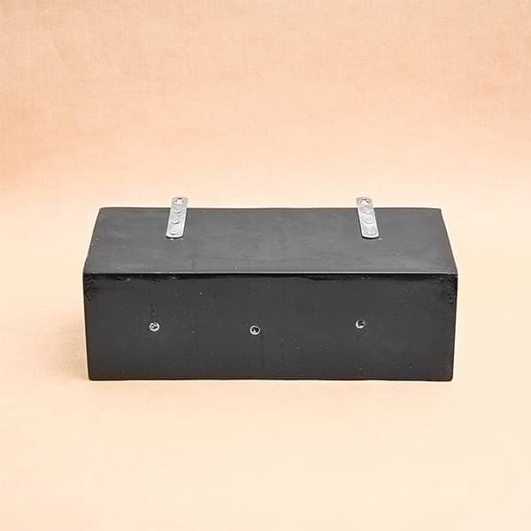 15 inch (38 cm) Wall Mounted Rectangle Fiberglass Planter (Black)