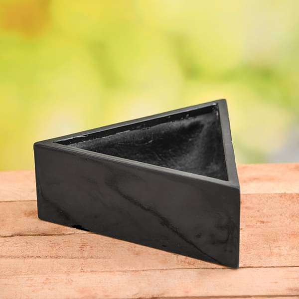 11 inch (28 cm) Triangle Fiberglass Planter (Black)
